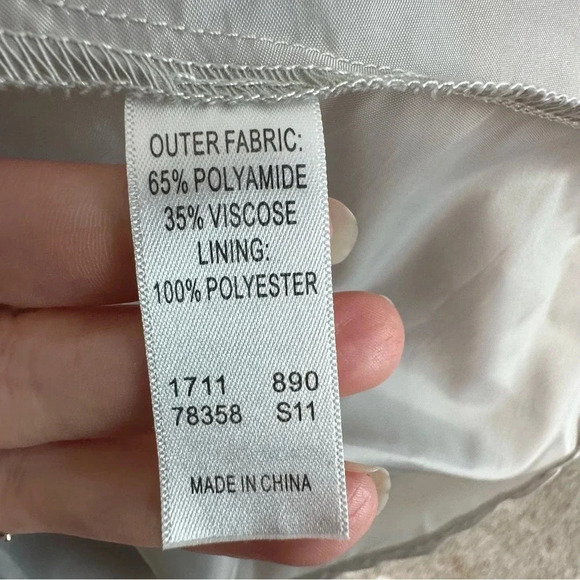 Truworths A Line Mini Silver Sleeveless Cocktail Dress w/ Rosette Detail Size 0 - Picture 8 of 13